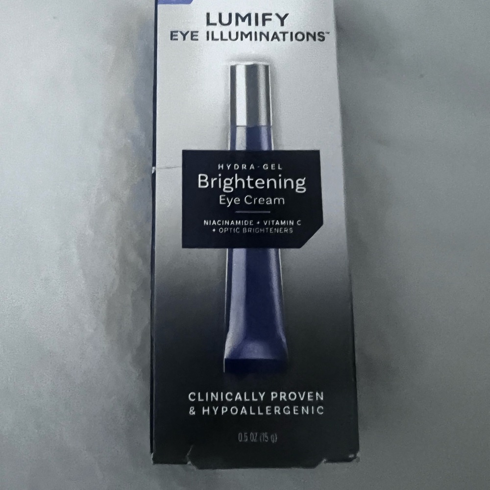 Eye Illuminations Brightening Eye Cream - Blue